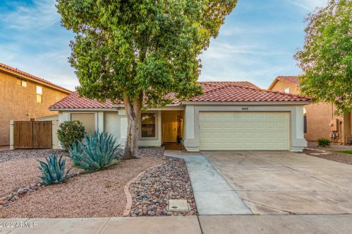 652 Sandstone St, Gilbert, AZ 85234-4878