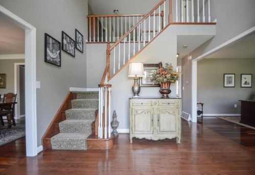2557 Thirs Dr, Covington, KY 41017-1166
