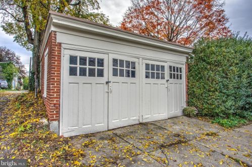 546 Orange St, Lancaster PA  17603-3669 exterior