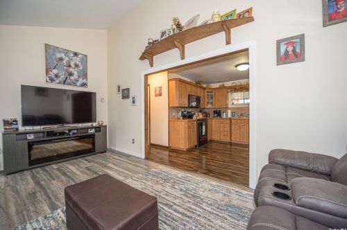 4156 Florence Rd, Bethpage NY  11714-6237 exterior