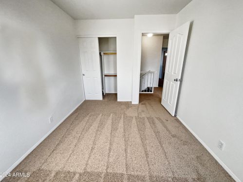 3930 Misty Willow Ln, Glendale AZ  85310-4030 exterior