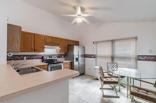 7877 Elmstone Cir, Orlando, FL 32822-6985