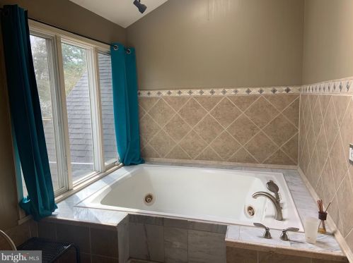 104 Broad Creek Rd, Laurel DE  19956-1124 exterior