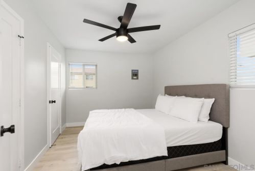 1671-75 Diamond St, San Diego CA exterior