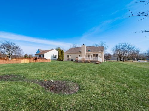 188 Brooksedge Dr, Pataskala OH  43062-7317 exterior