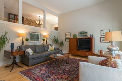 327 Longview Acres Ct, Fredon NJ  07860-6210 exterior