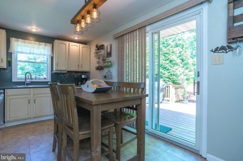 329 Chelsea Rd, Fairless Hills PA  19030-2210 exterior