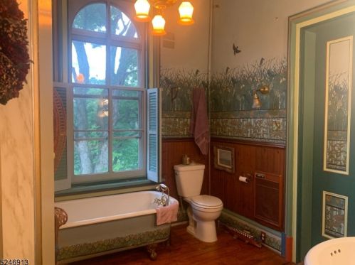 430 Green Ln, Belvidere NJ  07823-1236 exterior