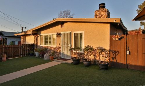 3669 Boren St, San Diego, CA 92115-6919