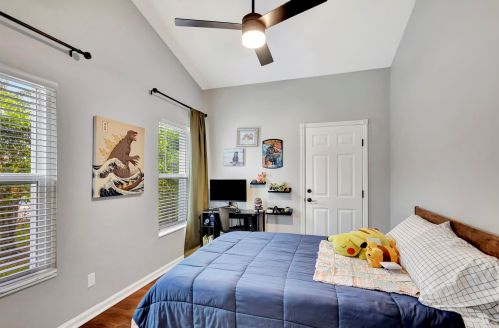 10440 Jupiter Narrows Dr, Hobe Sound FL 33455-3254 exterior