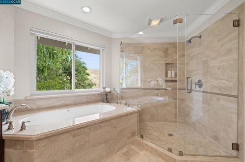 1194 Canyon Side Ave, San Ramon CA 94582-4556 exterior