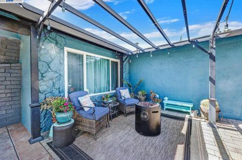 198 Viking Way, West Pittsburg, CA 94565-3559