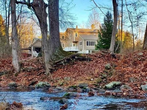 429 New Vernon Rd, Middletown, NY 10940-7583