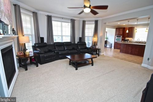 16143 Woodley Hills Rd, Haymarket VA  20169-4941 exterior