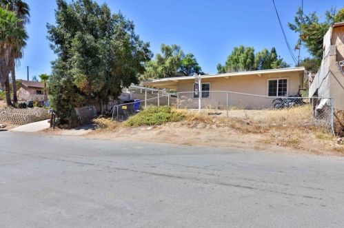 6634 Radio Dr, San Diego CA  92114-1611 exterior