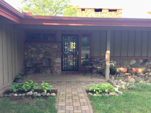 108 Donovan Cove Rd, Shell Lake, WI 54871-8730