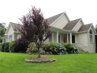 4000 Adelaide Hls, South Connellsville, PA 15425-6222