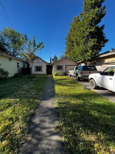 188 Mendocino Ave, Willits CA  95490-3508 exterior