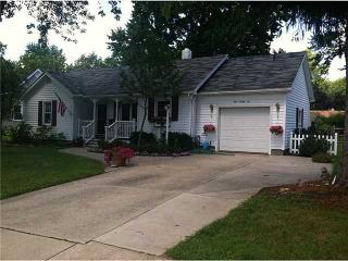 126 Edgerton Dr, Waterville, OH 43566-1206