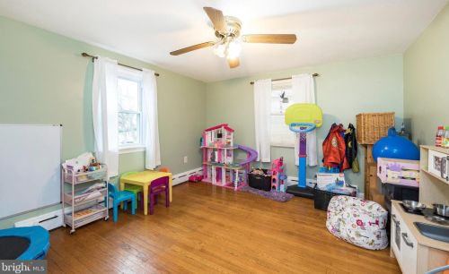 812 Spruce St, Pottstown PA  19464-4218 exterior
