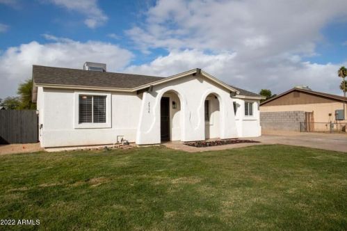 2934 68th Ln, Phoenix, AZ 85033-5601