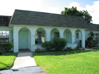 3803 42nd St, Bradenton, FL 34205-1062