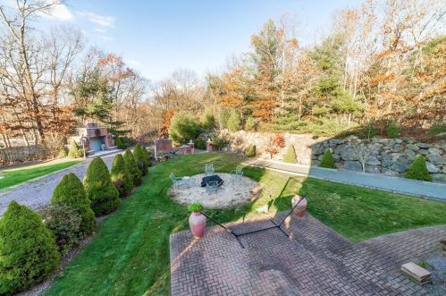 467 Robin Hollow Rd, West Greenwich RI  02817-2118 exterior