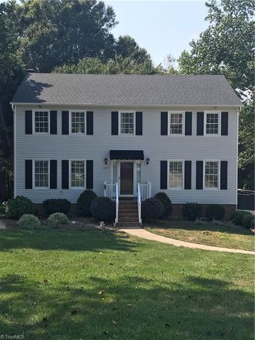 5404 Sedge Lake Ct, Kernersville, NC 27284-7852