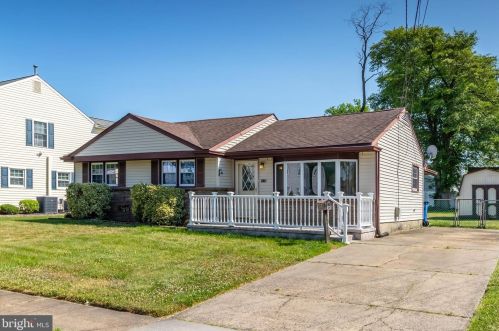 1113 Lawnton Ave, West Deptford, NJ 08096-5027