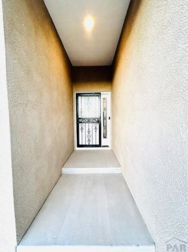 868 Rosa Linda Dr, Pueblo, CO 81007-2055