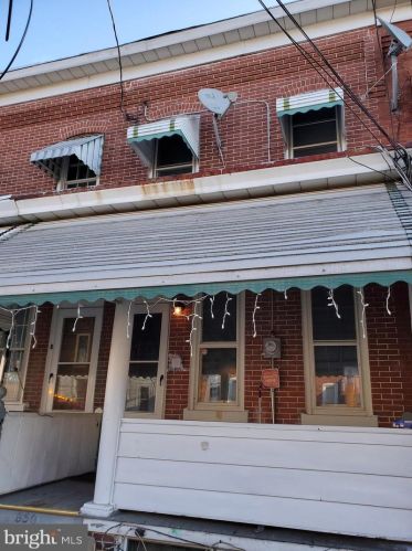 830 Beatty St, Trenton NJ 08611-3108 exterior