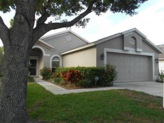 22737 Richardson Ln, Land O Lakes, FL 34639-4060