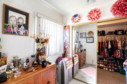 446 30th St, San Diego CA  92102-4124 exterior