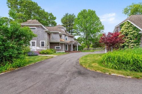 547 Taugwonk Rd, Stonington, CT 06378-1805