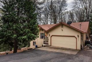 5844 Cold Springs Dr, Michigan Bluff, CA 95631-9605