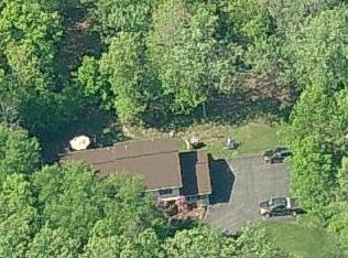 2110 Post Hill Ct, Henryville, PA 18332-7849