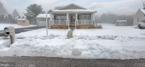 200 Oriole Dr, Carlisle, PA 17013-8771