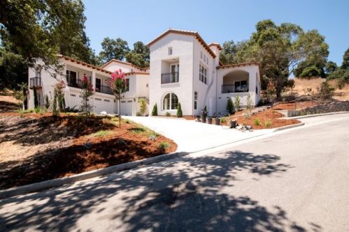 2223 Banyon Ct, Gilroy, CA 95020-7781