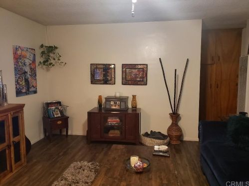 618 11th Ave, Escondido CA  92025-4720 exterior