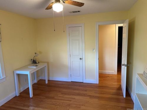 398 Alling St, Kensington CT  06037-2110 exterior