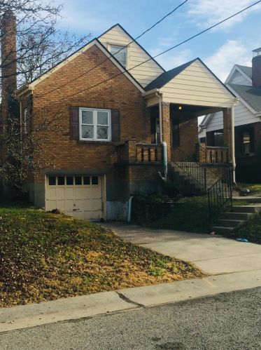 48 Orchard Rd, Covington, KY 41011-2634