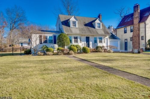 130 Whitford Ave, Nutley, NJ 07110-2429