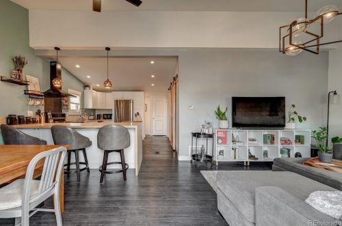 3366 Pearl St, Englewood CO  80113-2714 exterior