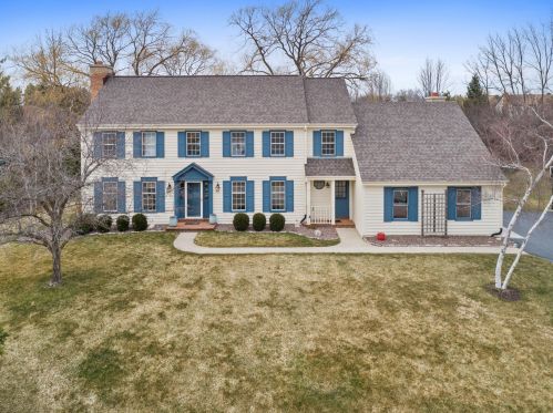 4316 River Willows Ct, Thiensville, WI 53092-4800