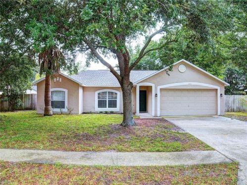 3231 Scenic Woods Dr, Deltona, FL 32725-3048