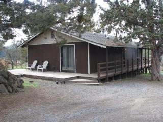 63723 Scenic Dr, Bend, OR 97701-8901