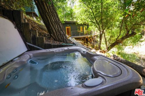 204 Topanga Canyon Blvd, Topanga CA  90290-3837 exterior