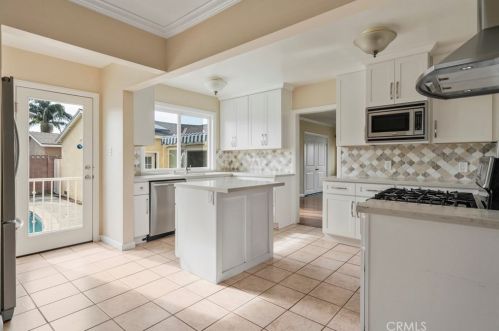 6102 Bigelow St, Lakewood CA  90713-1602 exterior