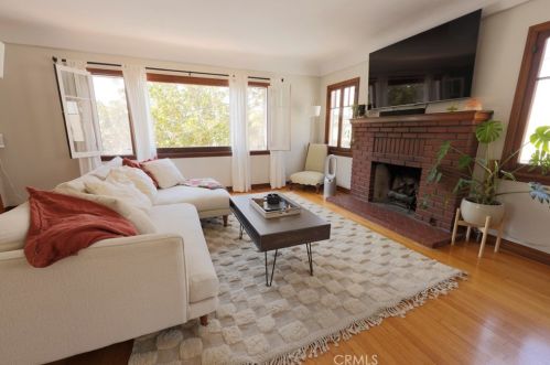 280 Orizaba Ave, Long Beach CA 90814-2453 exterior