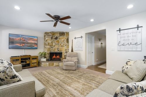 1525 Malvern Ave, Fullerton, CA 92833-2432
